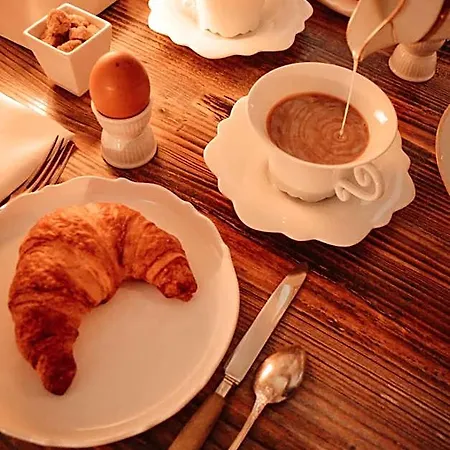 Le Chai Bed & Breakfast Condom